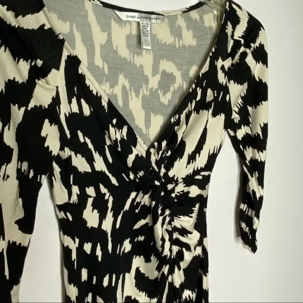 Diane von Furstenberg DVF Black & Ivory Form Fitting Capela 100% Silk Dress Sz 2